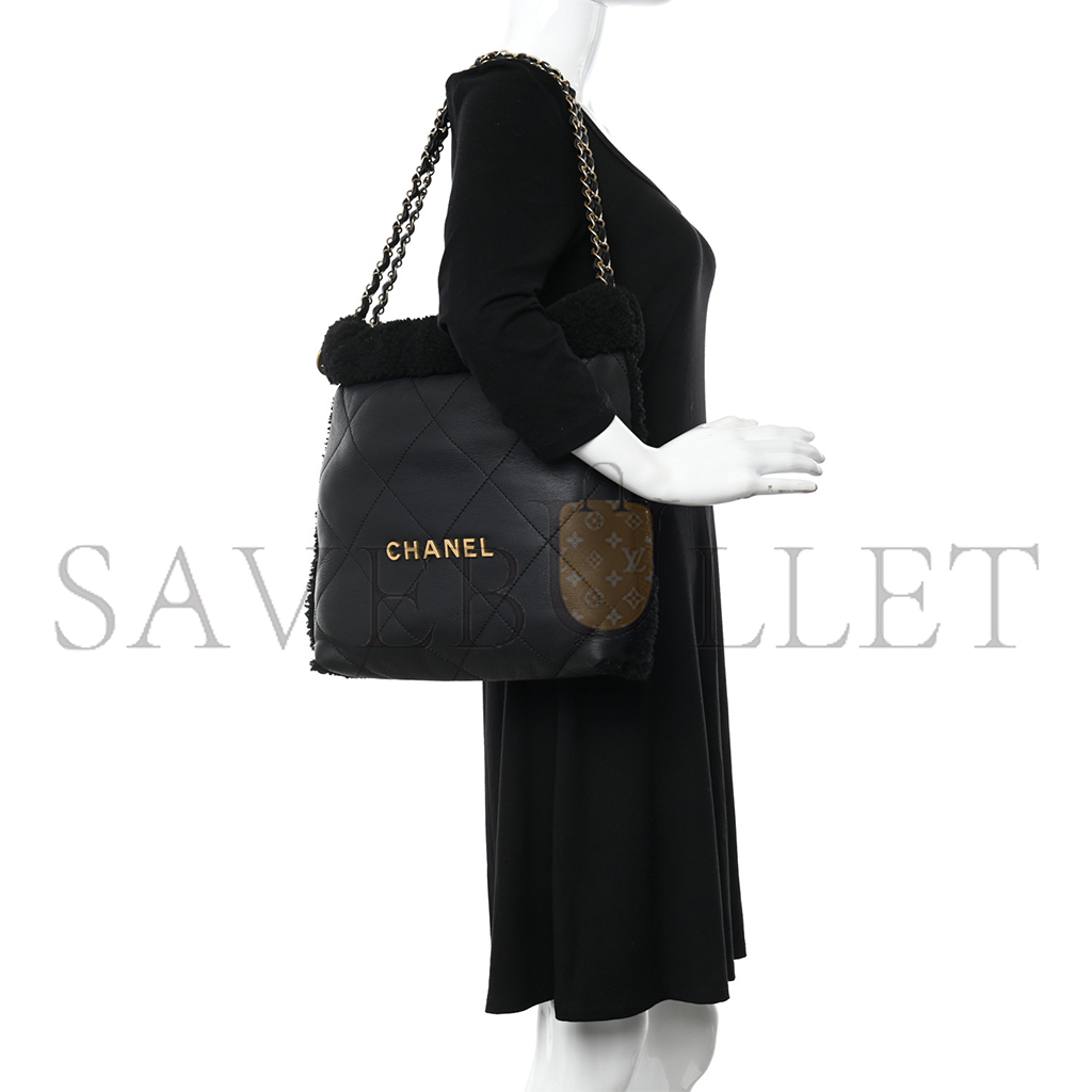 Ch*el master aged lambskin shearling quilted small Ch*el 22 black as3260 (30*30*8cm)